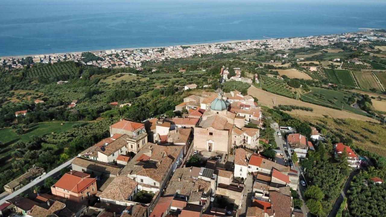 Apartmán Seta Luxury Roseto Degli Abruzzi Exteriér fotografie