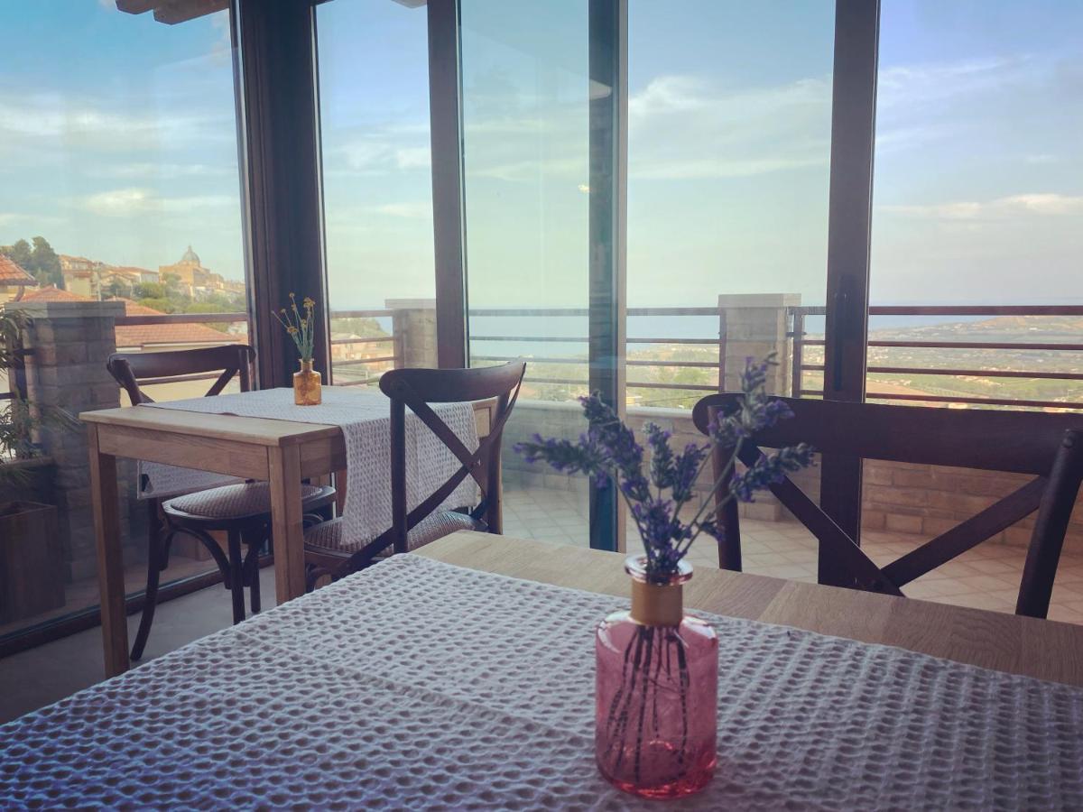Apartmán Seta Luxury Roseto Degli Abruzzi Exteriér fotografie